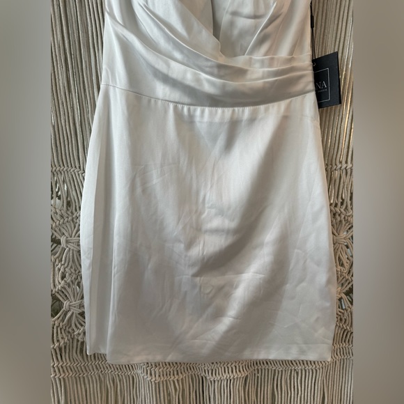 NEW! IEENA for MAC DUGGAL White silk slip dress size6 - Picture 6 of 7